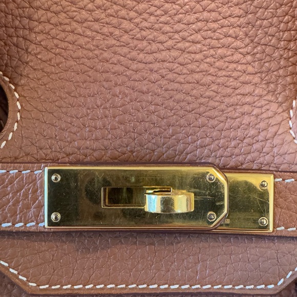 Hermes Birkin 35 Gold w Gold hardware 35 - Picture 9 of 17